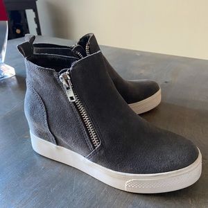 Steve Madden Wedgie Suede Sneakers - Women’s 8M